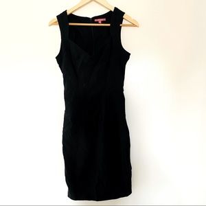 XOXO Knee Length V-Neck Black Dress